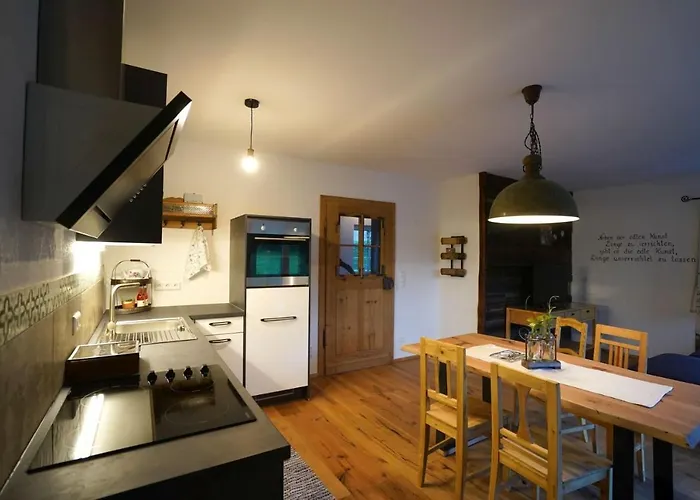 - - Mit Liebe Dekoriert